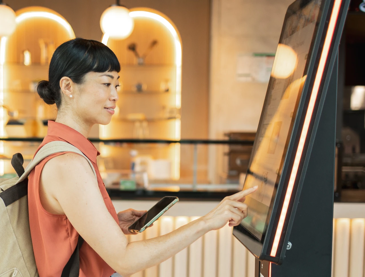 *<span style="color: #eda000">**Self-Service Displays**</span>*

für Imbiss, Food-Truck und Co.